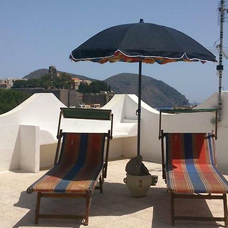 Villa Alba Chiara Lipari  Exteriör bild